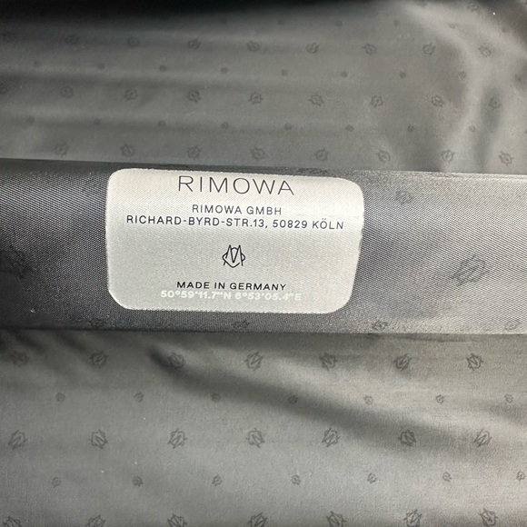 Rimowa original cabin suitcase - Picture 11 of 11